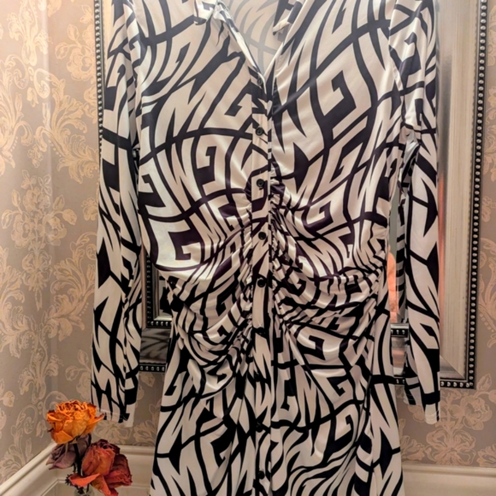 Black and White Geometric Print Dress